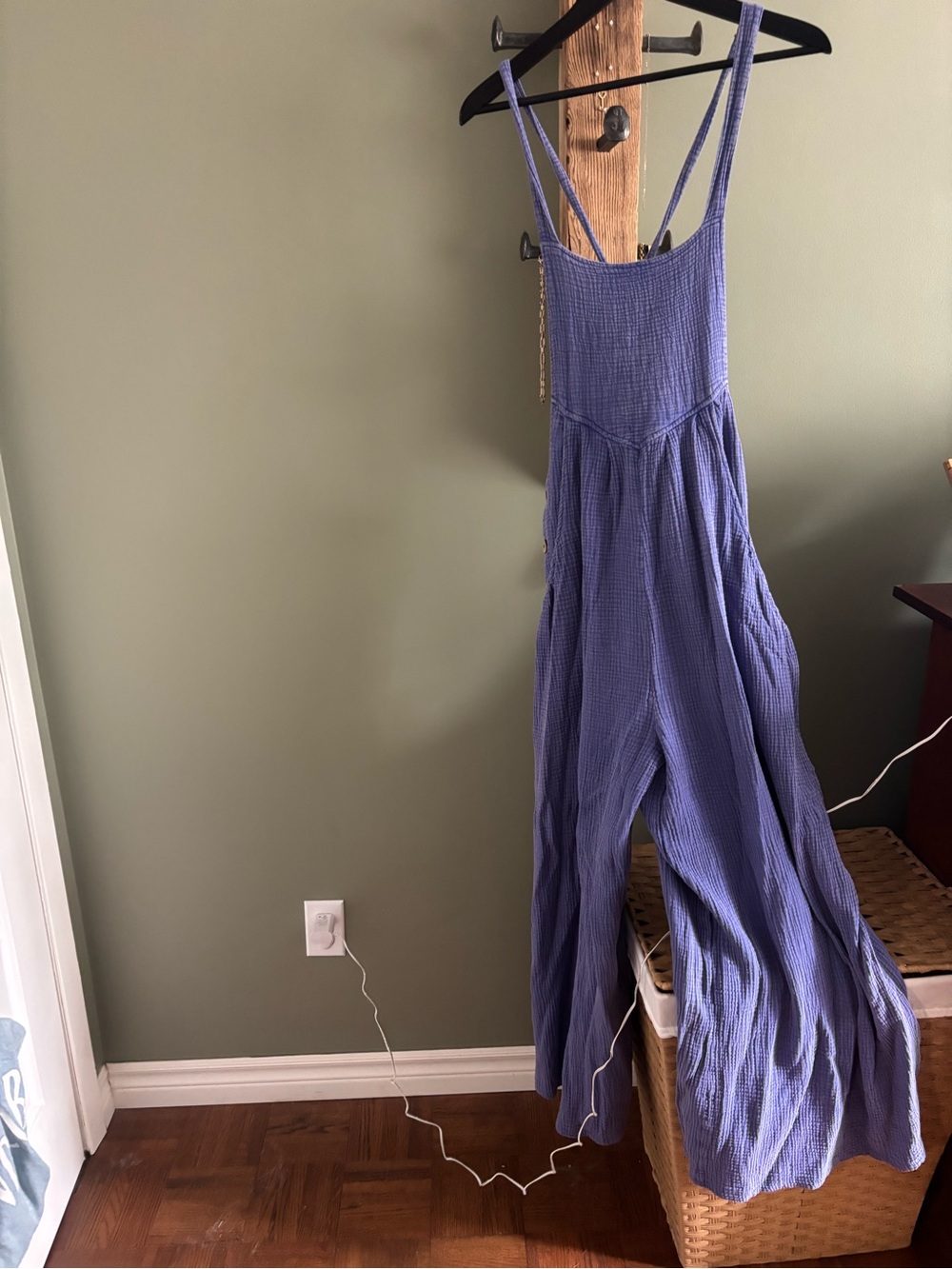 212.) Easel / Wide Leg / Jumpsuit (Very Oversized)